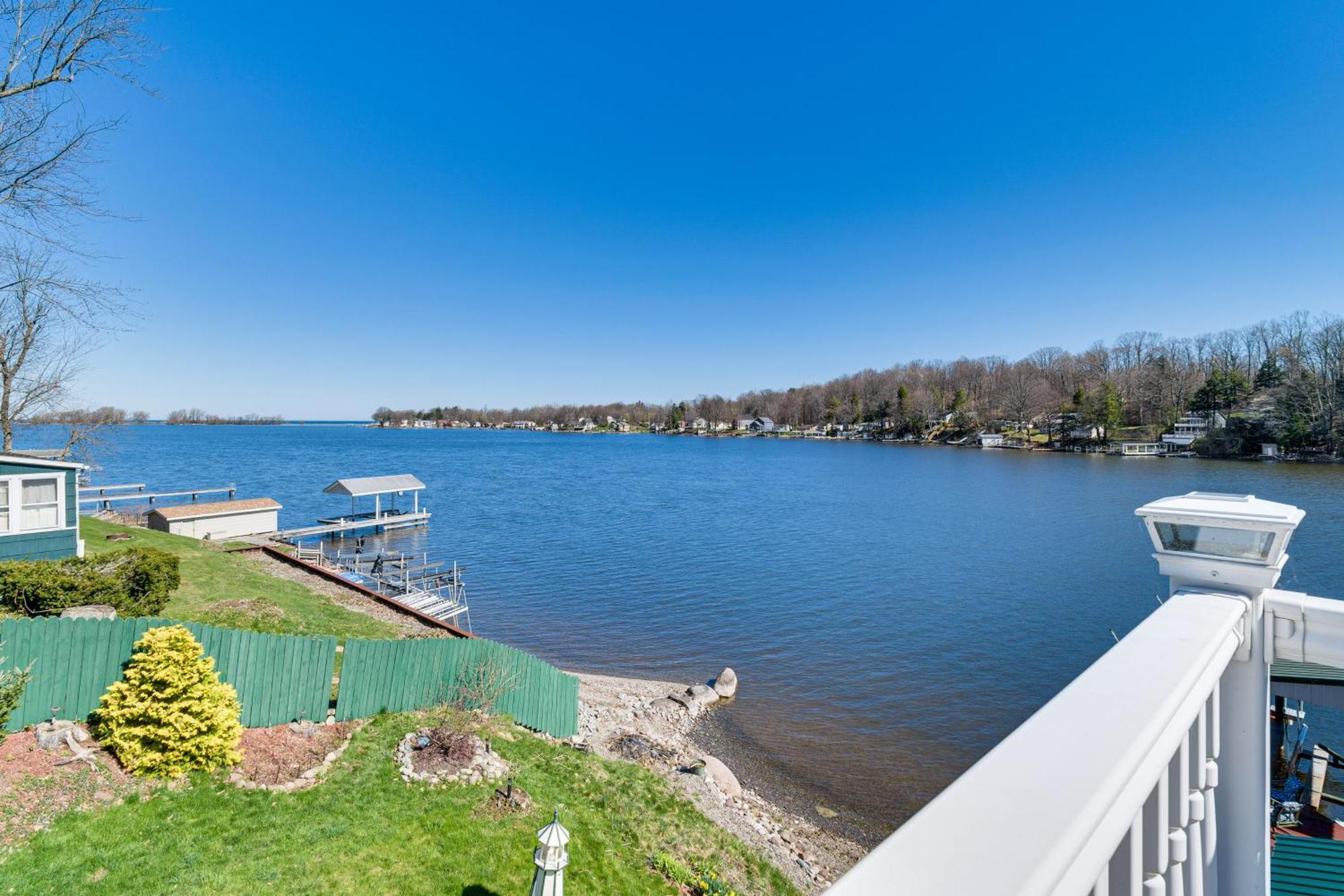 Waterfront Wolcott Vacation Rental With Deck And Views Zewnętrze zdjęcie