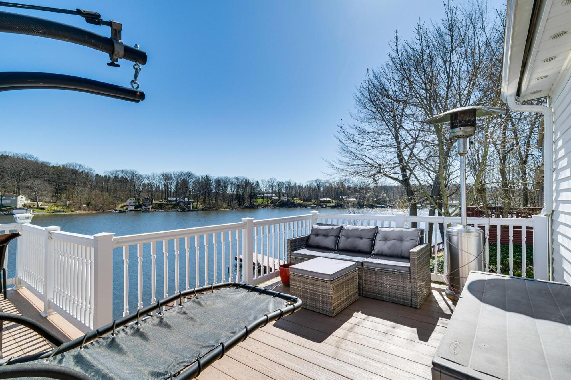 Waterfront Wolcott Vacation Rental With Deck And Views Zewnętrze zdjęcie